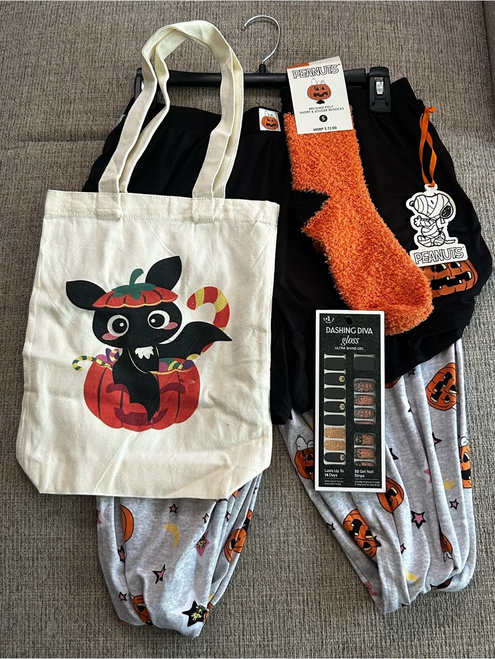 Peanuts Halloween pjs bundle